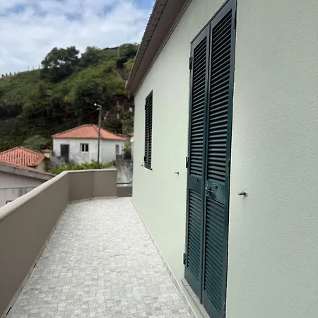 Casa Grutas São Vicente