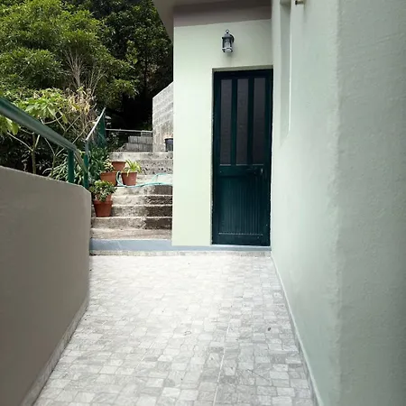 Casa Grutas Nyaraló *